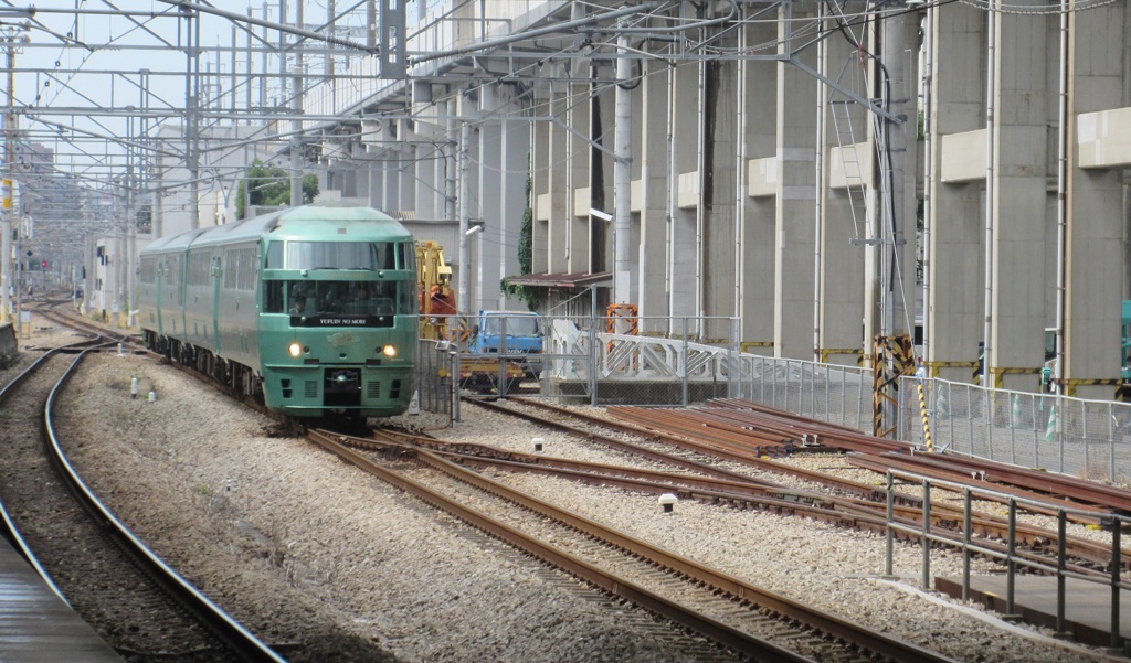 キハ７２系ゆふいんの森通過①