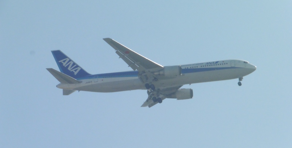 ANA B767-300の着陸