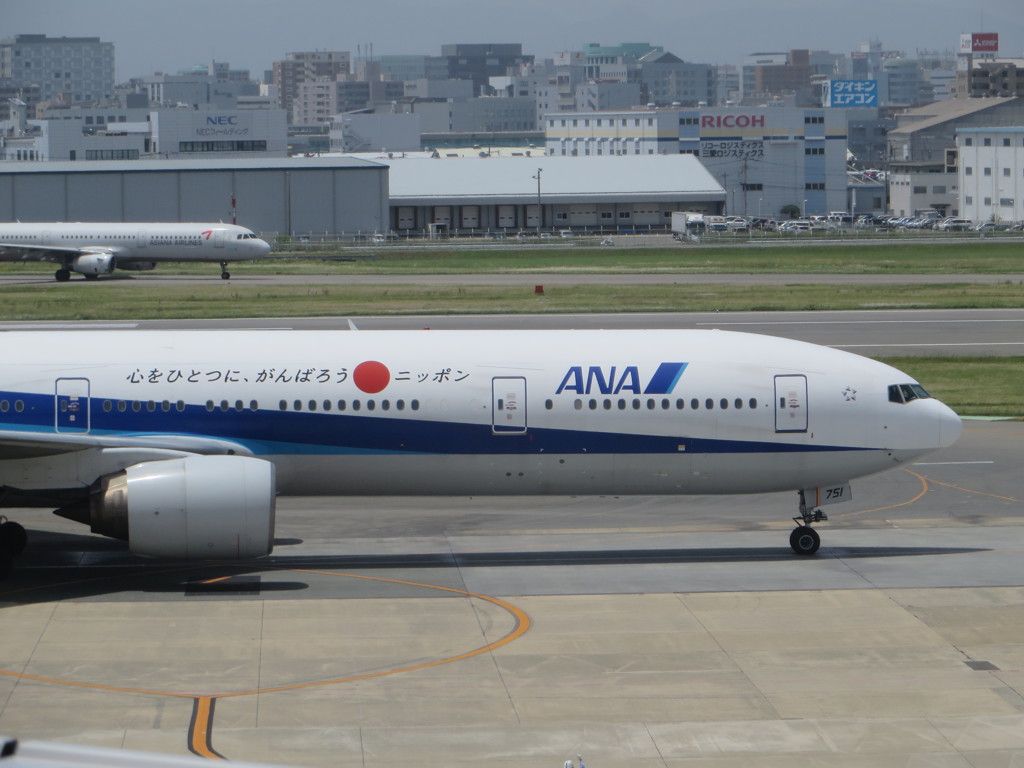 ANA777-300東北応援ジェット