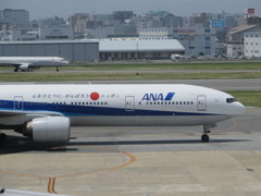 ANA777-300東北応援ジェット