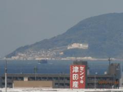 博多シティ屋上から眺める玄海島②