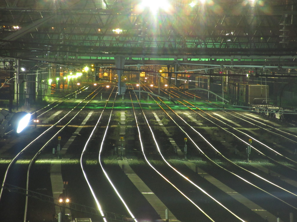 夜の貨物ターミナルにて②