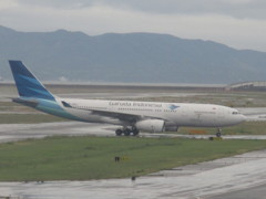 ガルーダインドネシア　A330-300到着