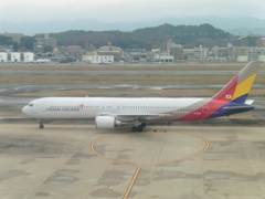 ASIANA　B767到着