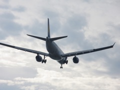 後ろからSKYMARK　A330