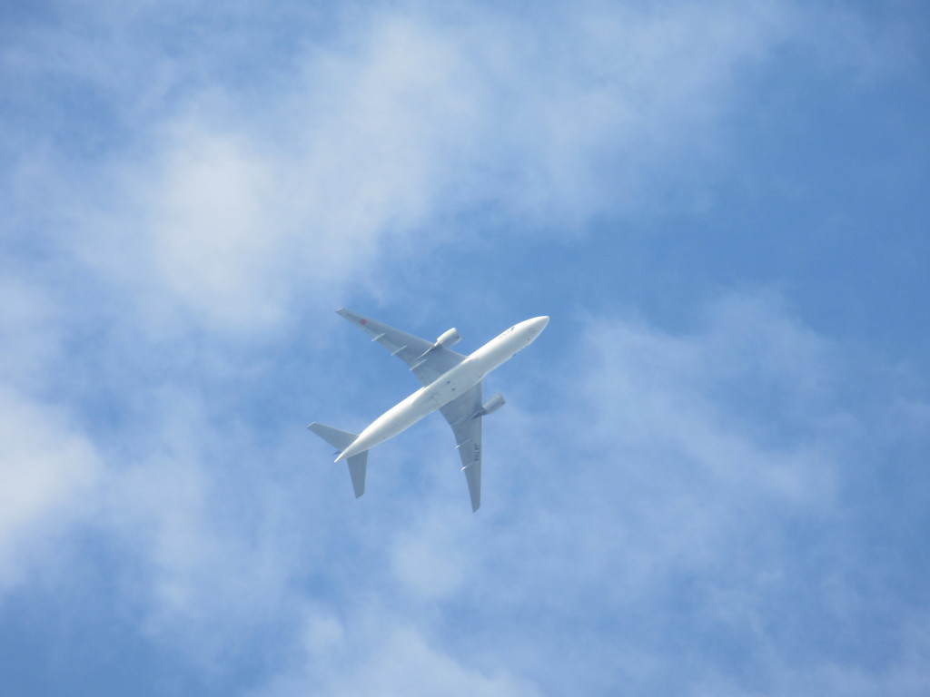 大空を飛ぶ飛行機 By Like 77 Id 写真共有サイト Photohito