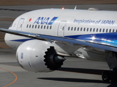 ANA B787-8の出発　福岡空港にて　③