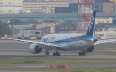 北側から眺める福岡空港①