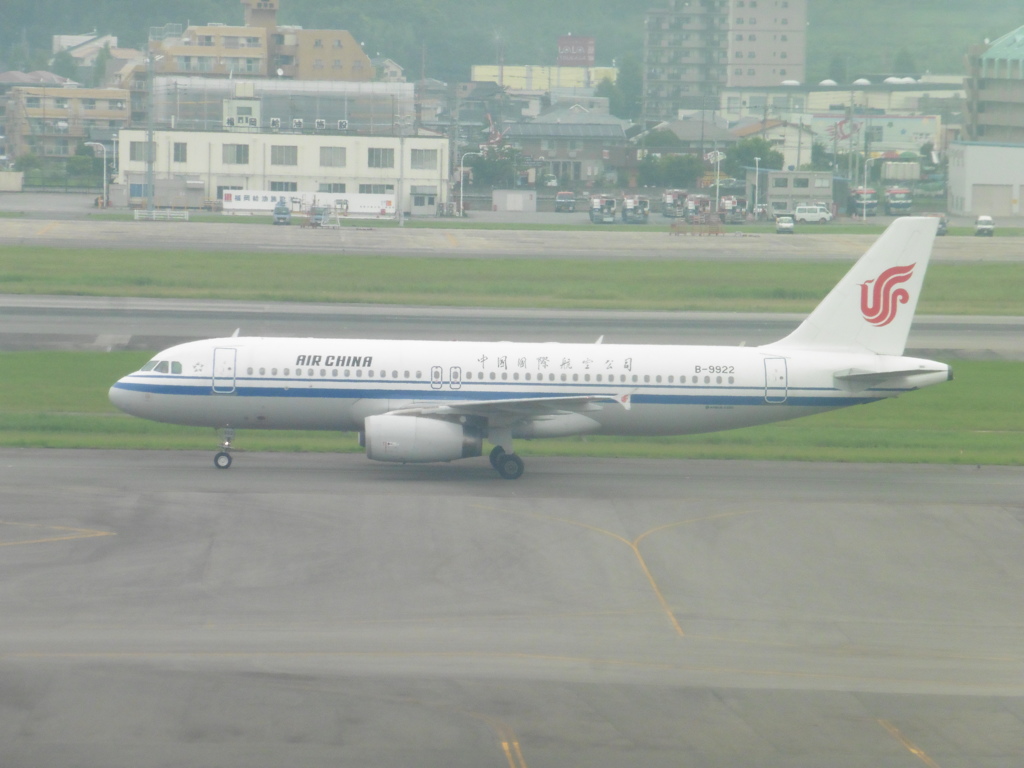 AIR　CHINA  A320到着