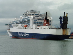 PANSTRA  FERRY　①