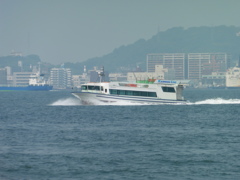関門海峡を航行する船③