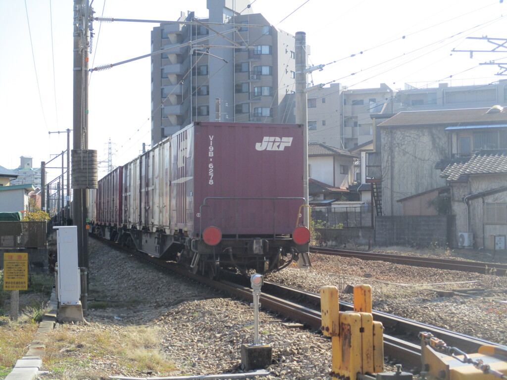 EF81-502貨物の通過　二日市にて　②