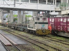三菱化学D353機関車　①