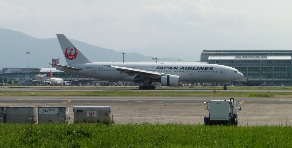 JAL  B777着陸