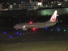 夜の福岡空港③