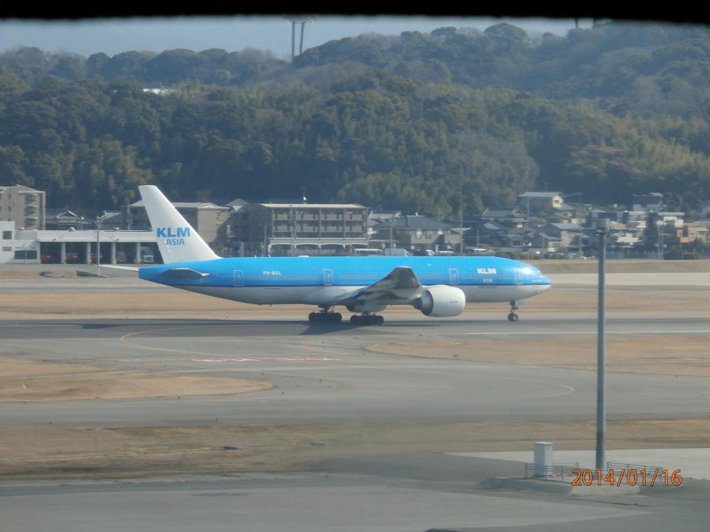KLM④