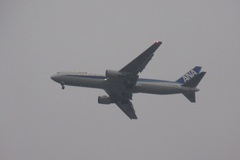 雨の中の着陸④