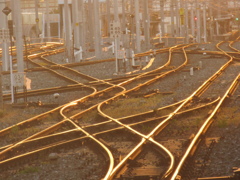 夕暮れとレール　①