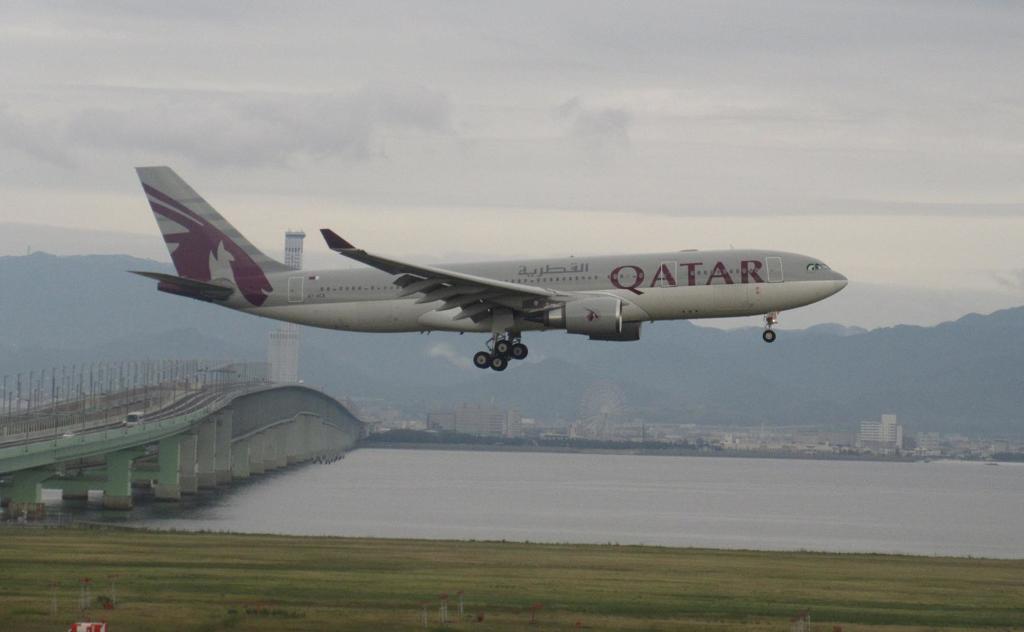 カタール航空　A330の着陸
