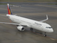 フィリピン航空　A321到着