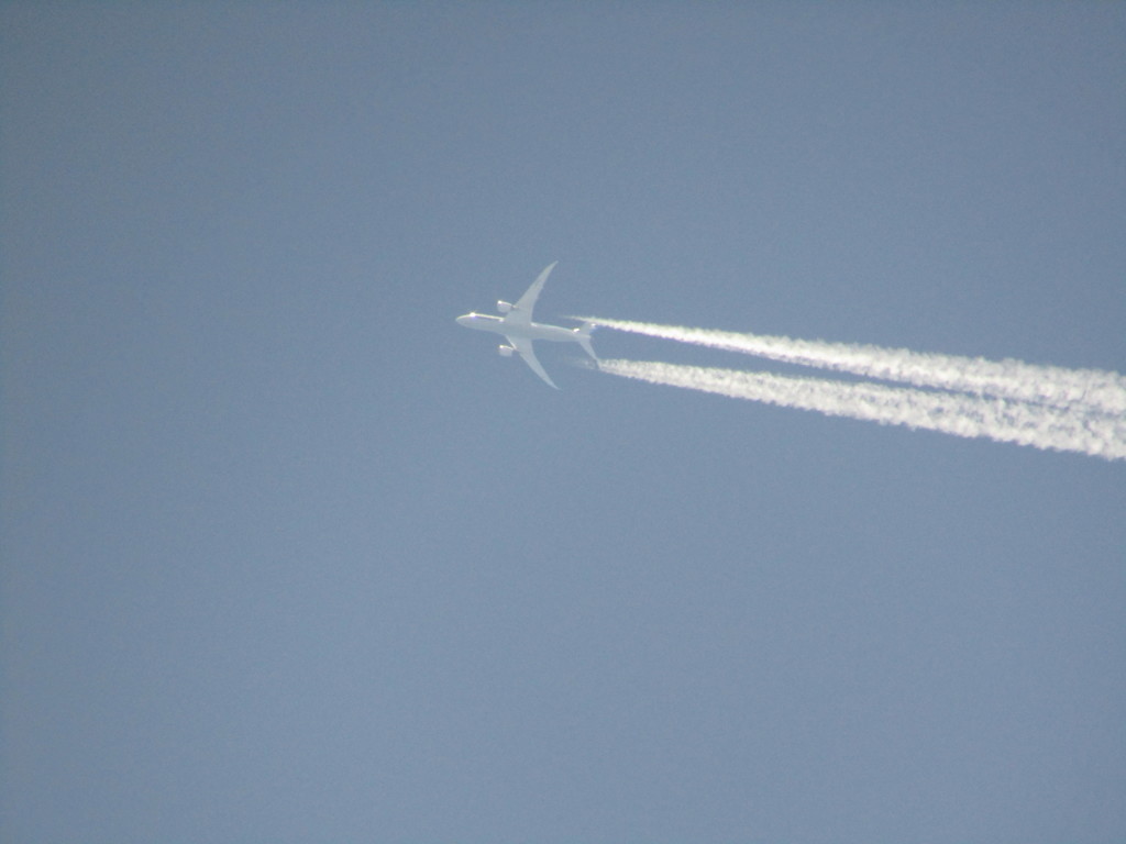 B787の飛行機雲