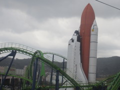 スペースワールドを列車内から