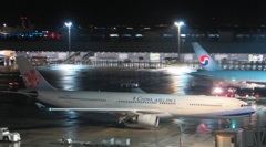 羽田空港に撮影した中華航空機