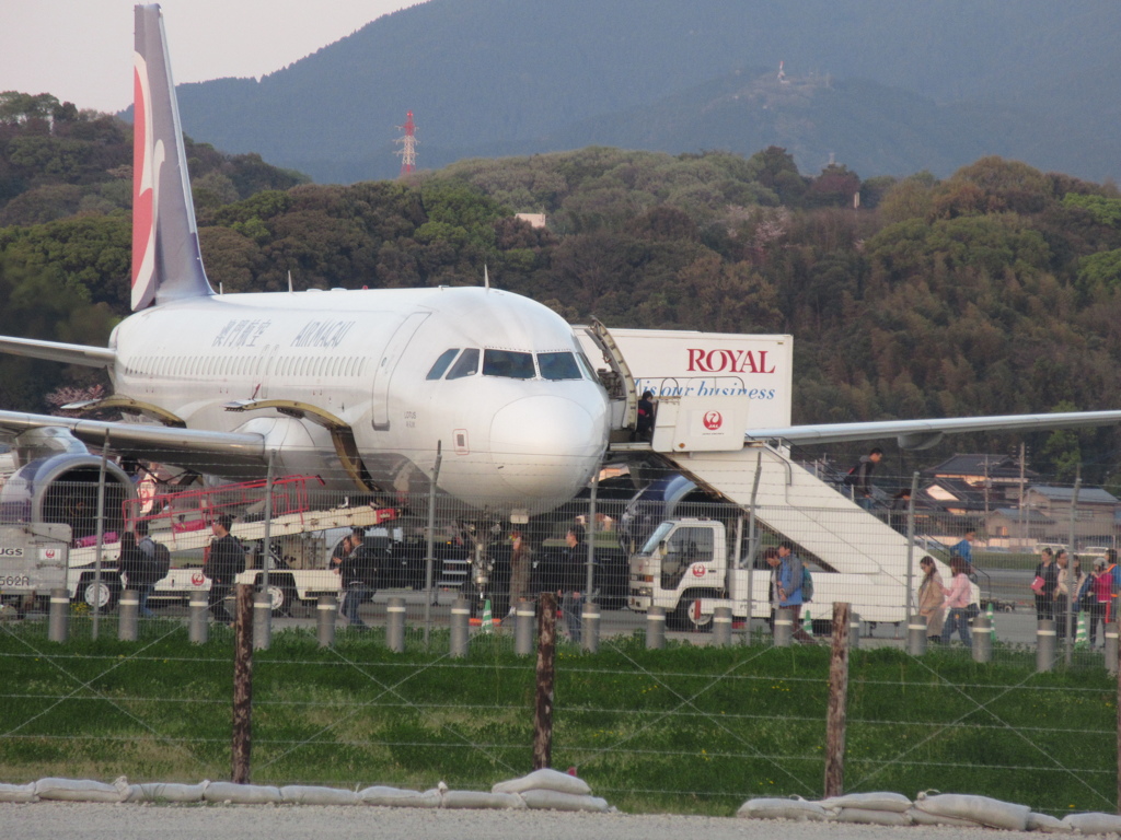 目の前から見たマカオ航空