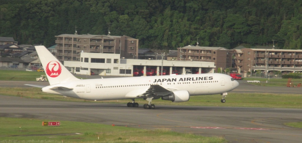 JAL　B767離陸