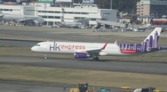香港エクスプレス　A321-200  B-LEL
