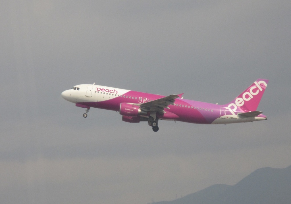 離陸　PEACH