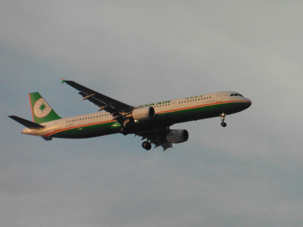 EVA　A321着陸