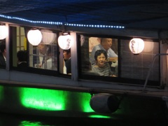 中洲の屋形船②