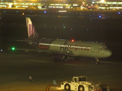 香港エクスプレス夜の出発