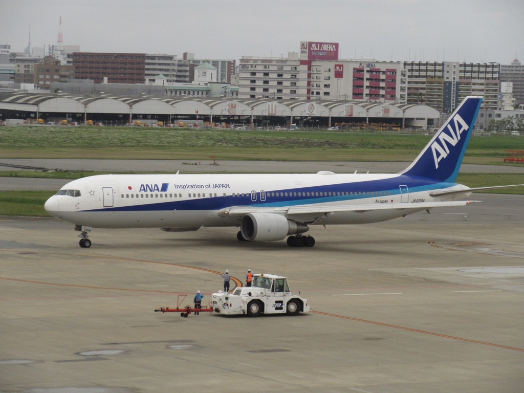 ANA  767-300  JA609A