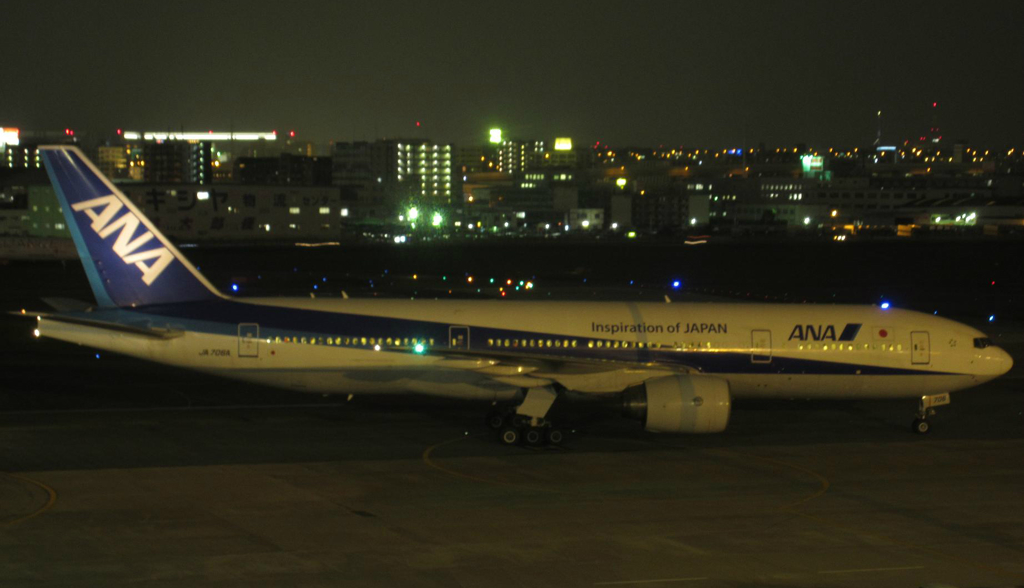 ＡＮＡ　B777-200 ①