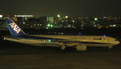ＡＮＡ　B777-200 ①