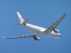 離陸　CHINA　AIRLINE　A330