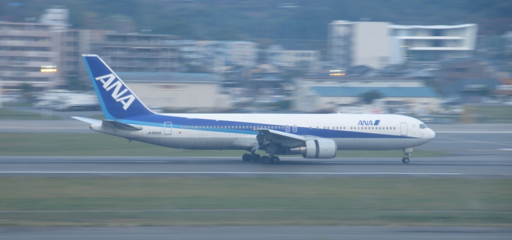 ＡＮＡB767流し撮り