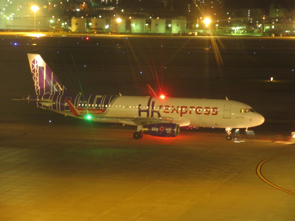 香港エクスプレス出発