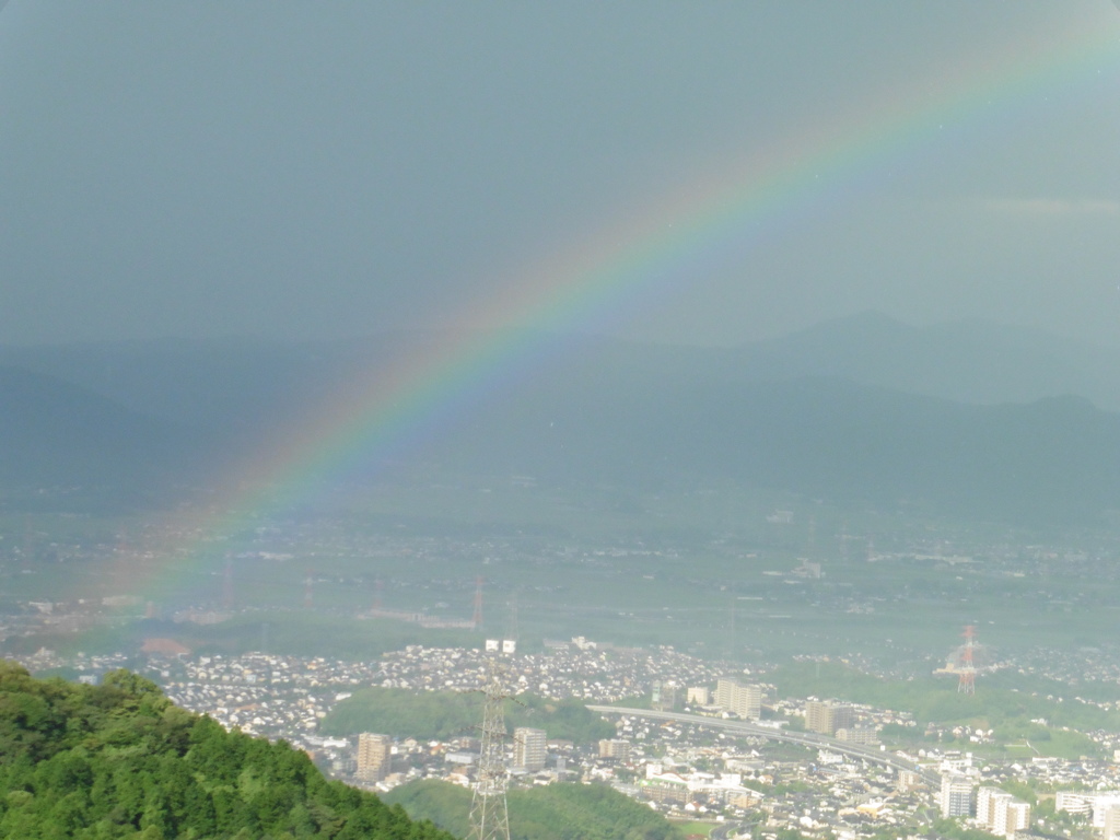 雨上がりの虹①