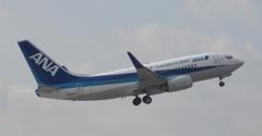 ＡＮＡ　B737離陸