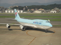 KOREAN AIR  747-400  HL7460　②