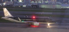 夕暮れの空港⑥