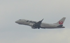 離陸　J-AIR