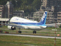 ANA A320neo  JA213A ランディング　②