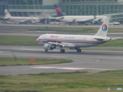 CHINA EASTERN　A320着陸