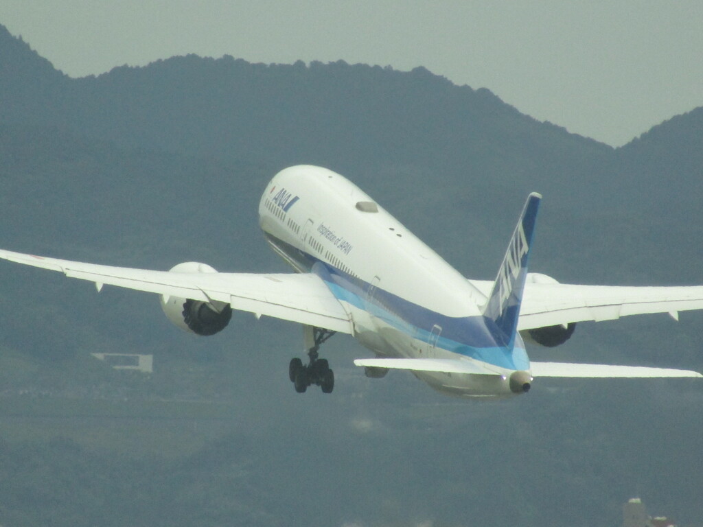 ANA  B787-9　離陸　②