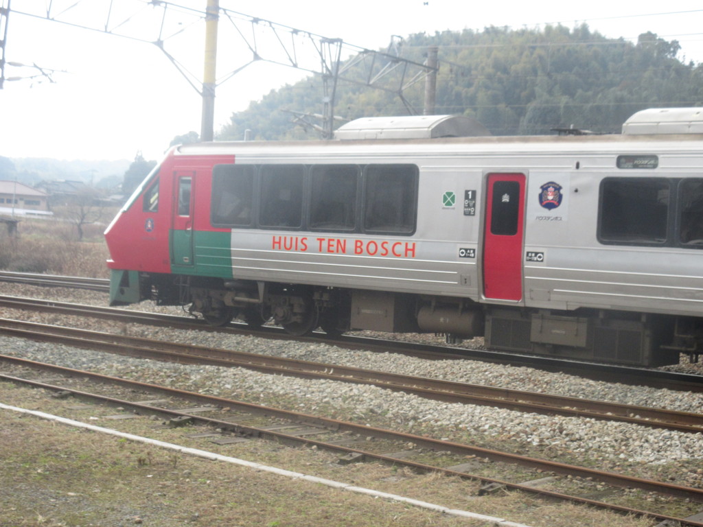 783系ハウステンボス号通過