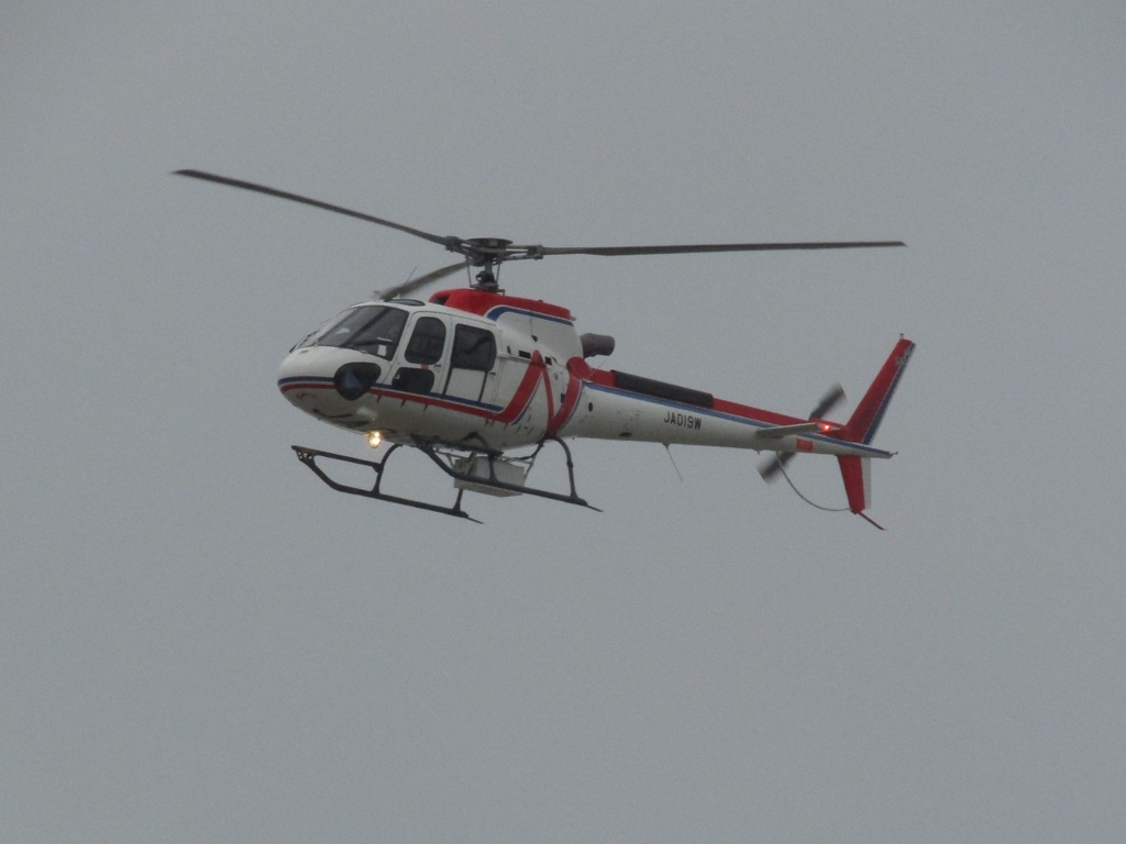 西日本空輸　JA019W　福岡空港にて